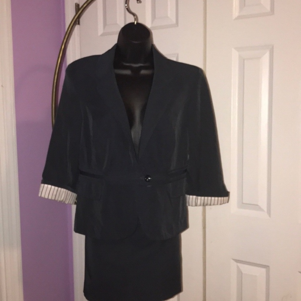 Chic Black Skirt Set
